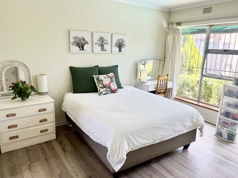 4 Bedroom Property for Sale in Plattekloof Glen Western Cape